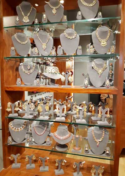 Zoiera Jewellery at Kumar Pacific Mall