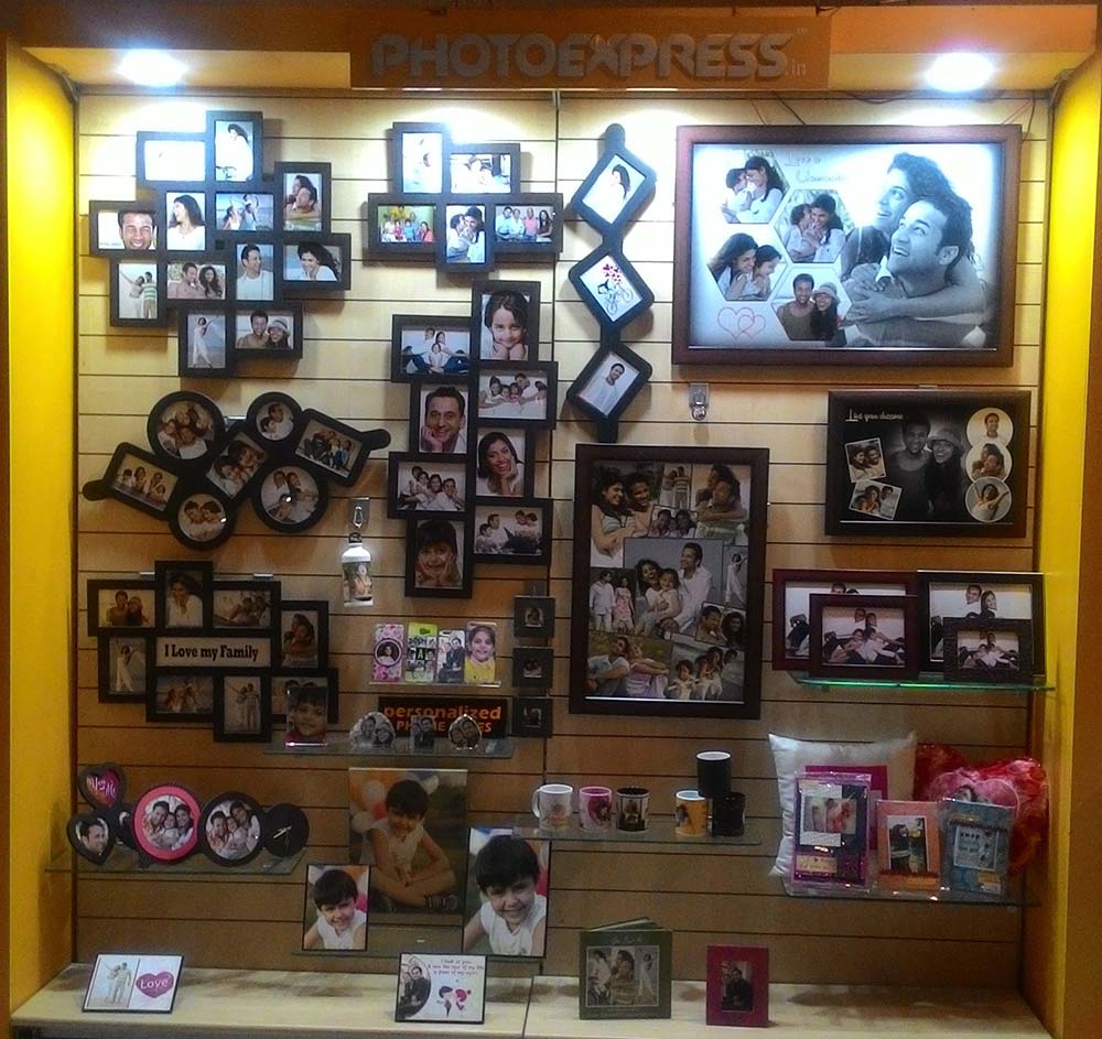 photoxpresss at Kumar Pacific Mall